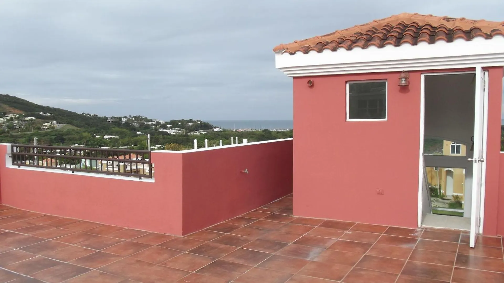 Beautiful Home At The Hill With Private Pool Ceiba Holiday home